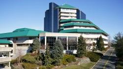 Overlook building with green roof and mirrored windows